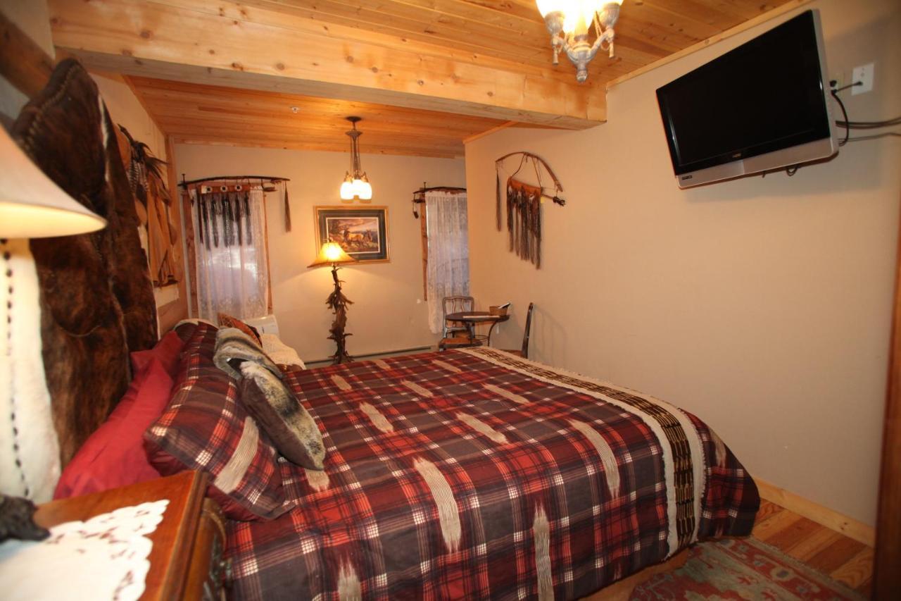 Swan River Inn Bigfork Extérieur photo